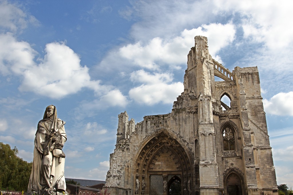 Sint-Bertinusabdij abdij sint omaars saint omer hdr ruine klooster bertinus abt rooms religie religion abbaye katholiek